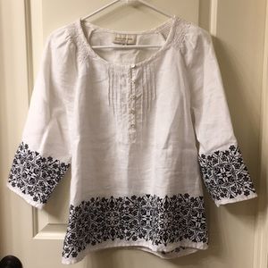 Jones New York white and black linen blouse